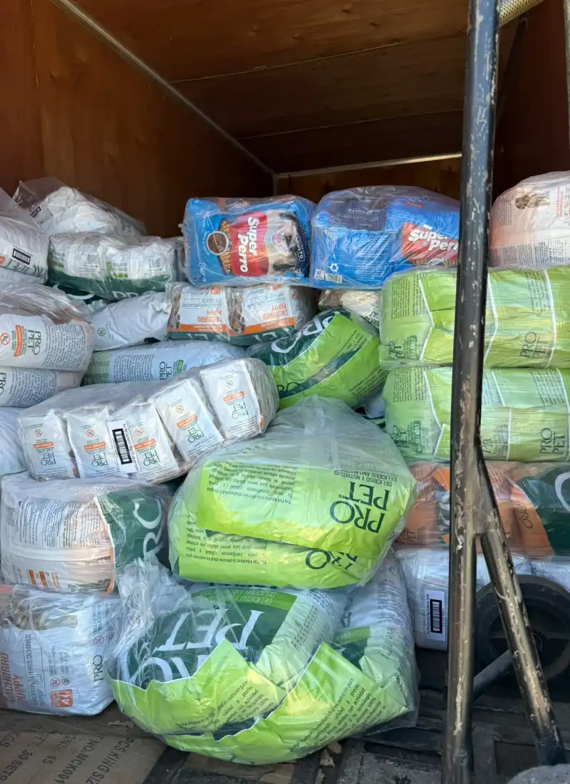 Donaciones AMVEPE Isla Cañas (1)